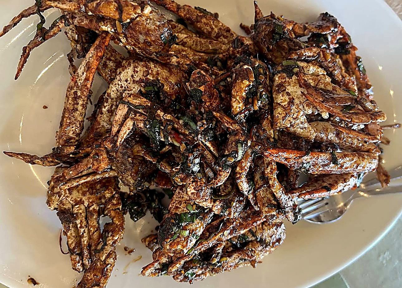 Spicy Black Pepper Mud Crab Feast